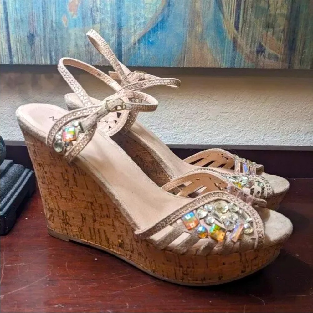 NINE WEST Sandals Womens 7 Tan Rhinestone Cork Wedge